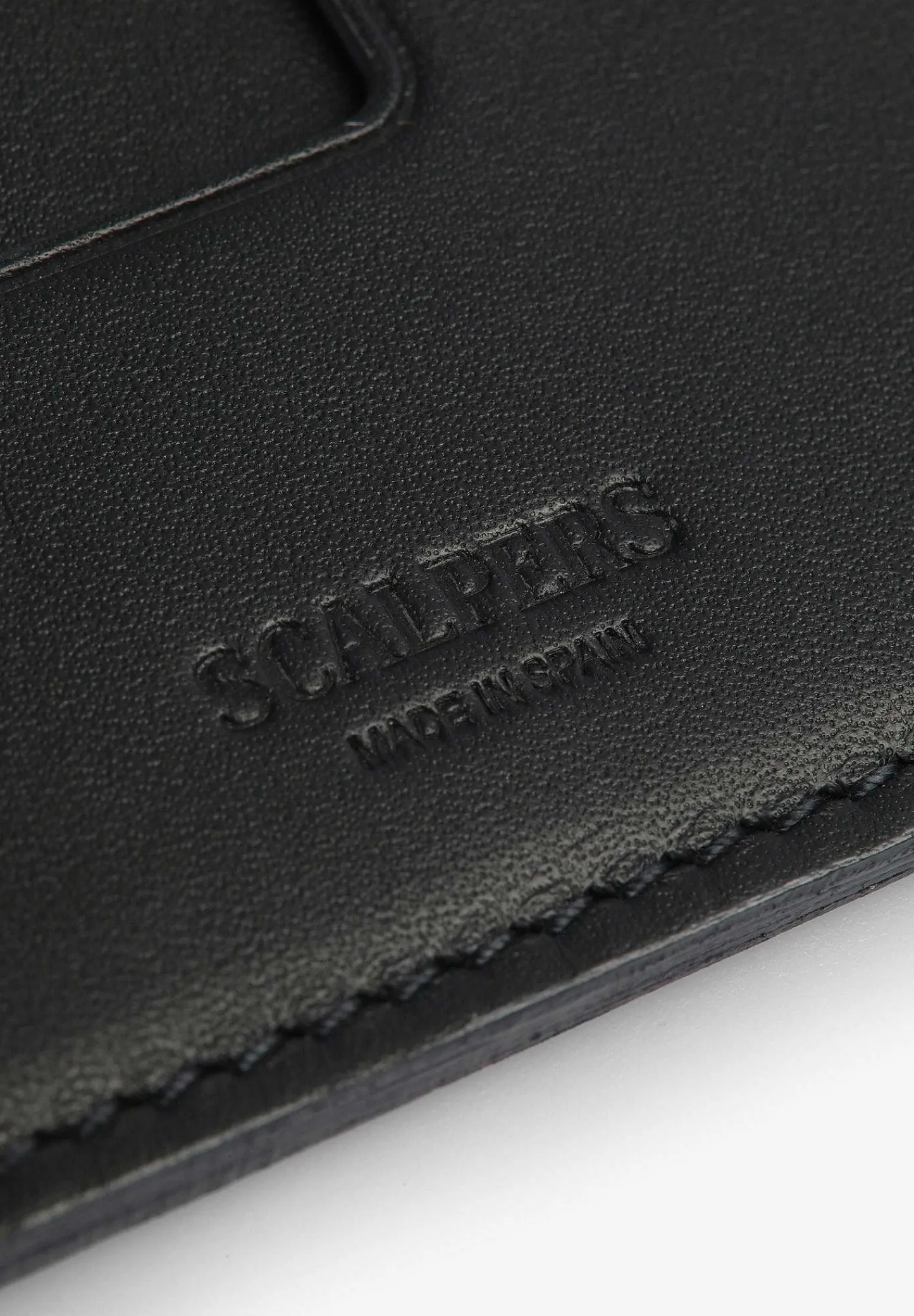 arne_free_cardholder_2-1.webp Fashion Scalpers Arne Free Cardholder