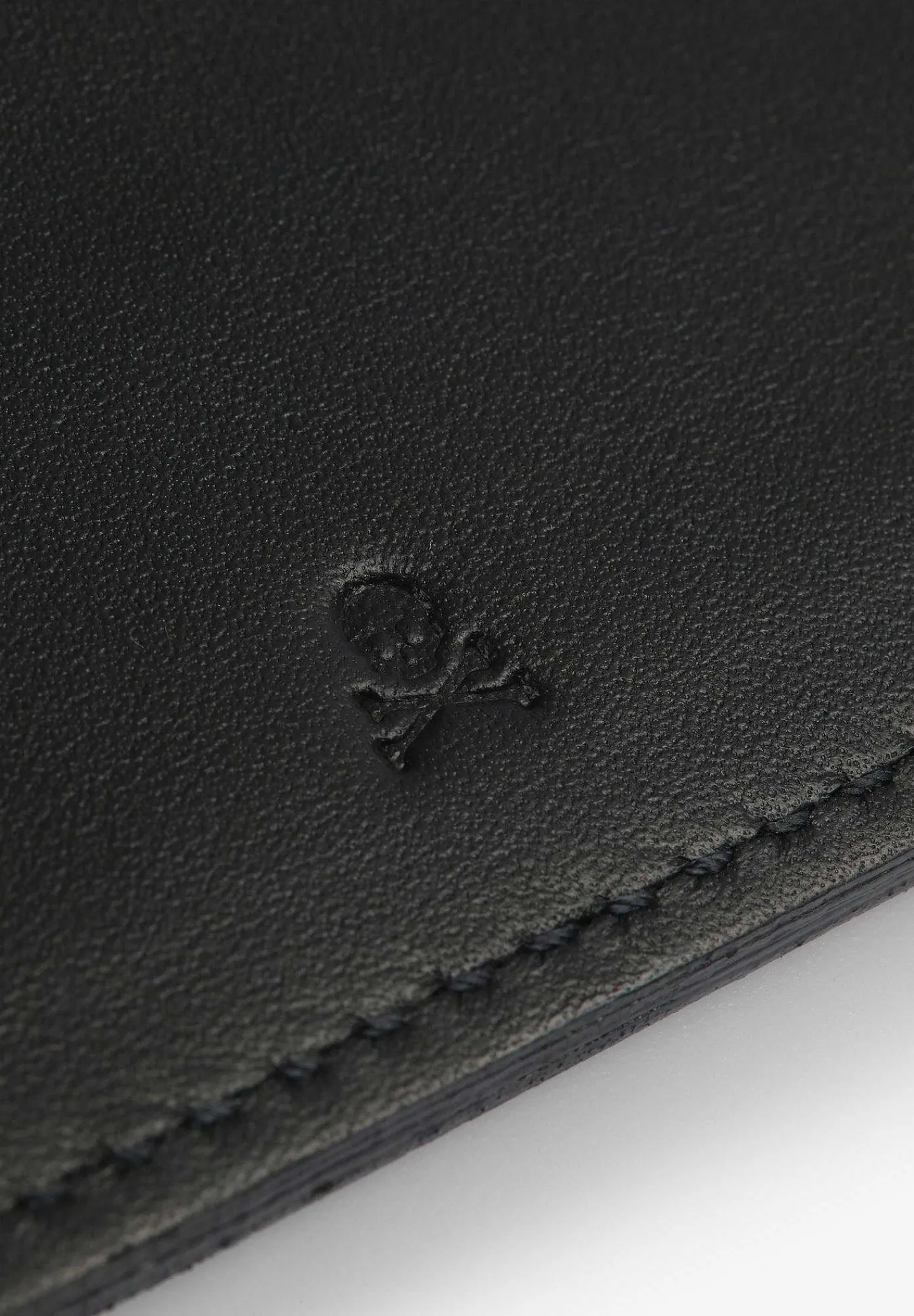 arne_free_cardholder_3-1.webp Fashion Scalpers Arne Free Cardholder