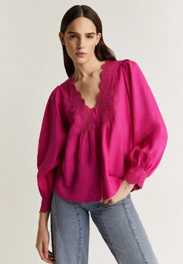 Best Scalpers Blusa Bordado Contraste