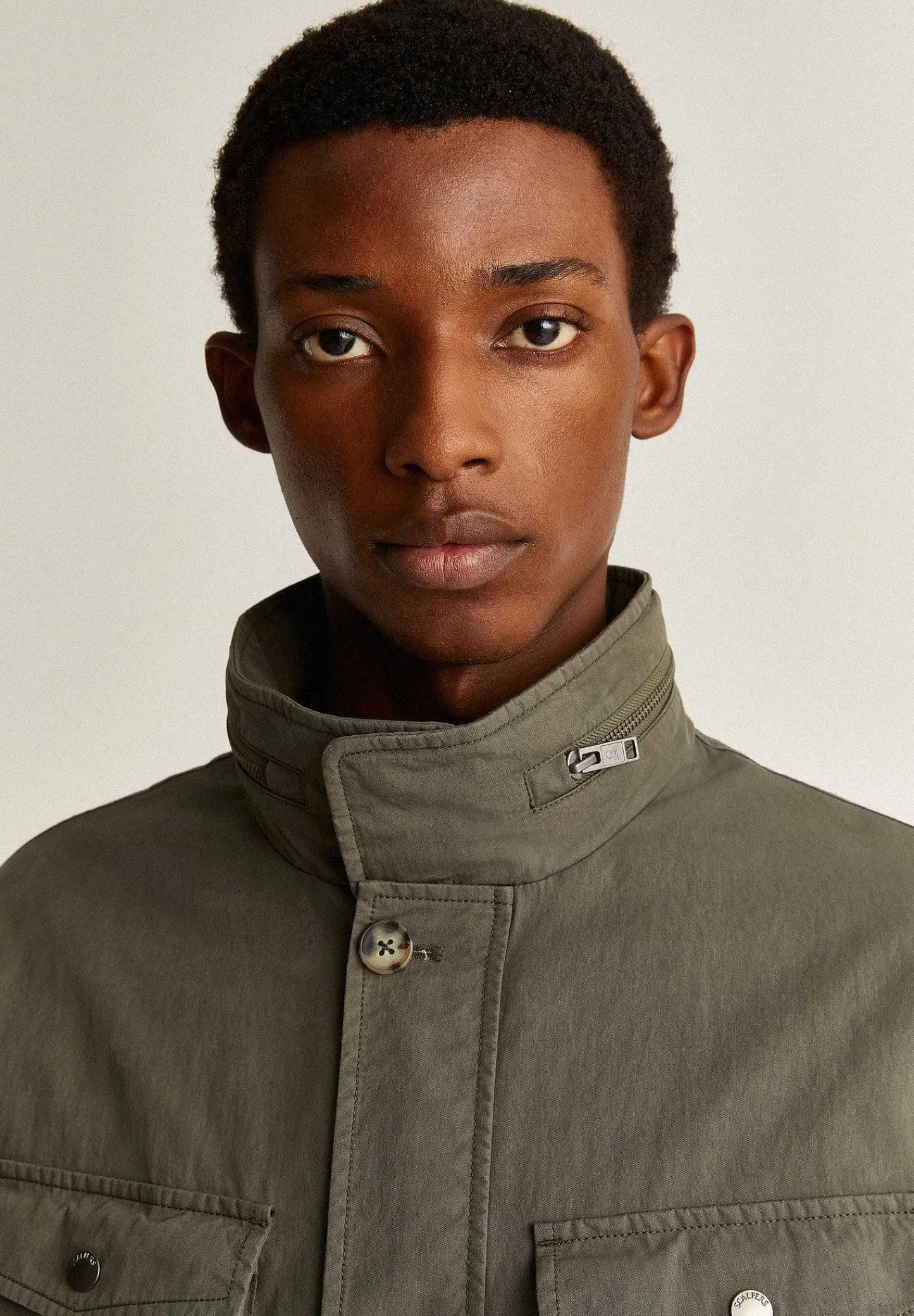 chaqueta_militar_bolsillo_2.webp Cheap Scalpers Chaqueta Militar Bolsillos