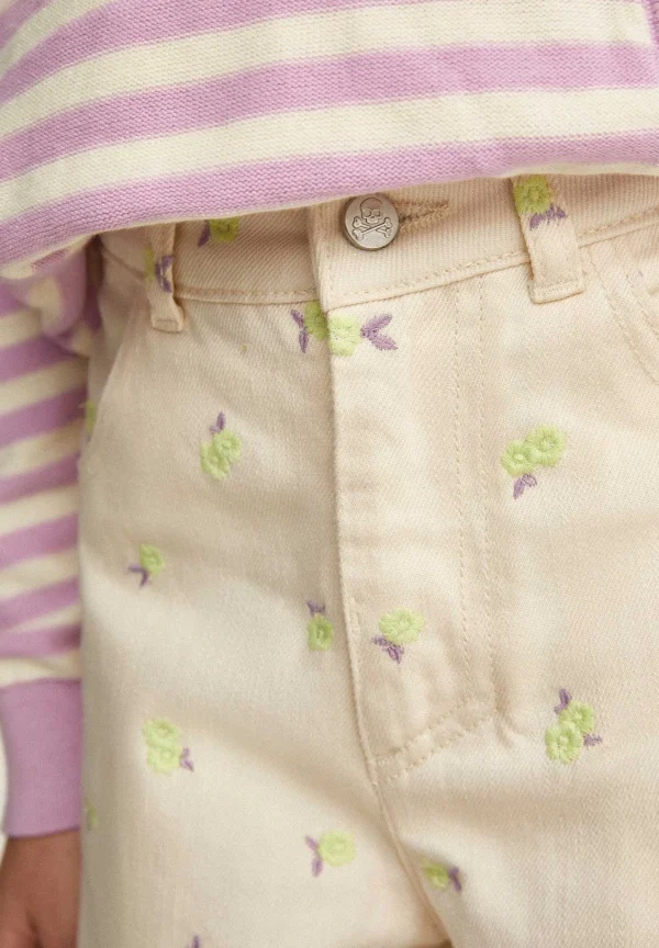 Best Scalpers Jeans Detalles Bordados
