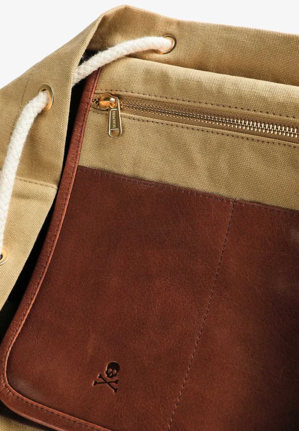 New Scalpers Mochila Detalle Nudo