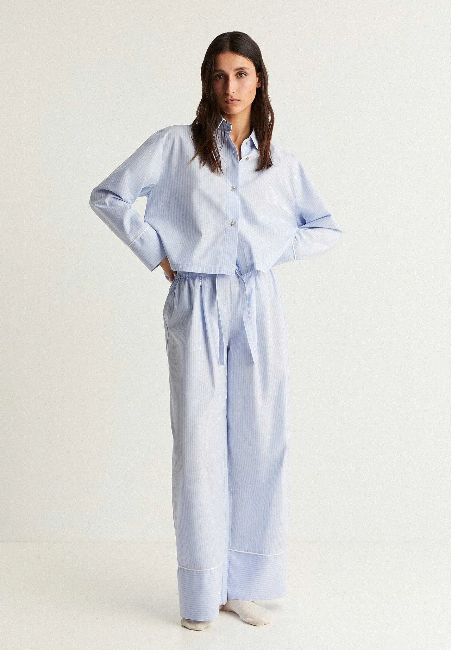 pijama_rayas_ribete_contr_10-4.webp Outlet Scalpers Pijama Rayas Ribete Contraste