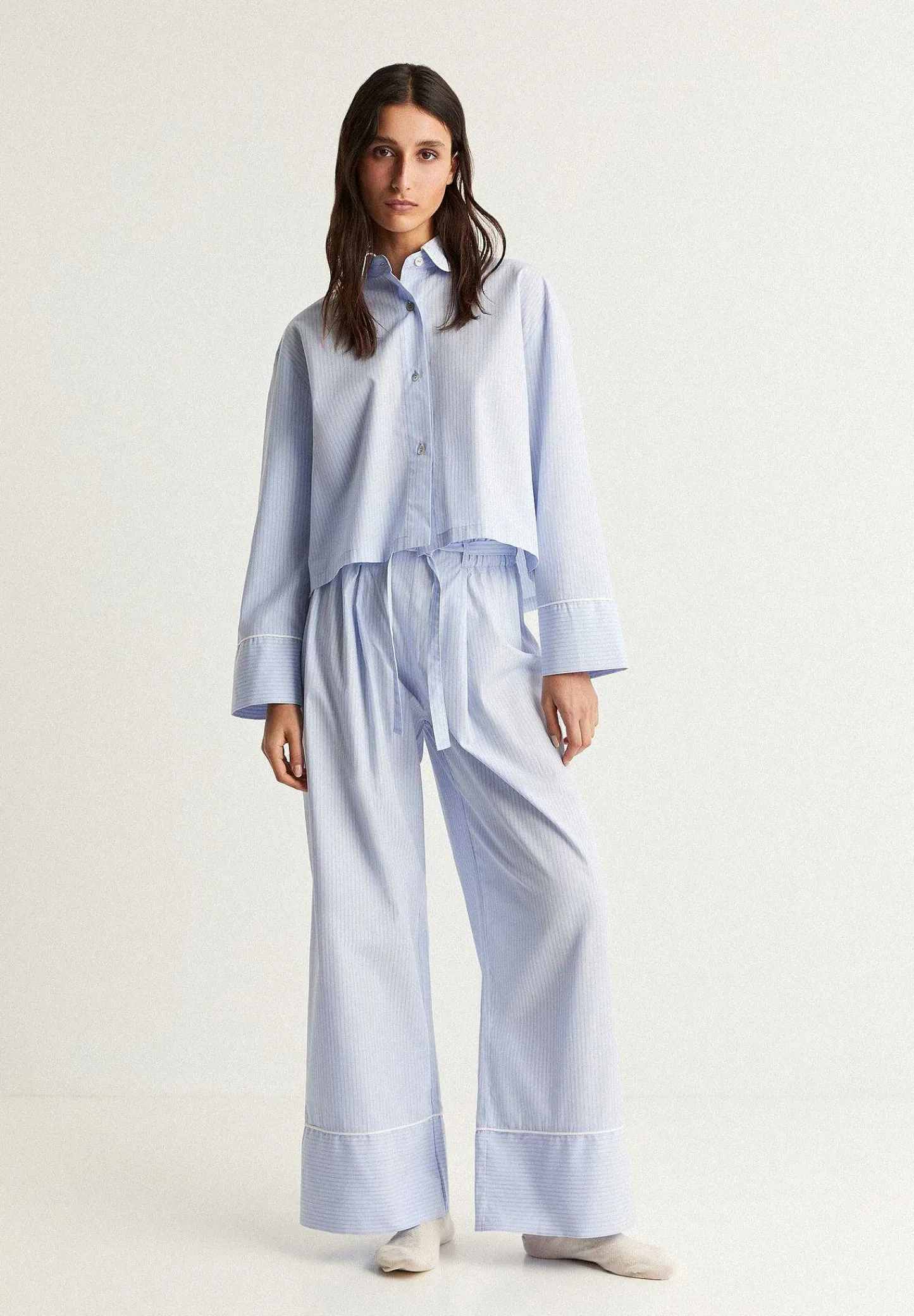 pijama_rayas_ribete_contr_4-4.webp Outlet Scalpers Pijama Rayas Ribete Contraste