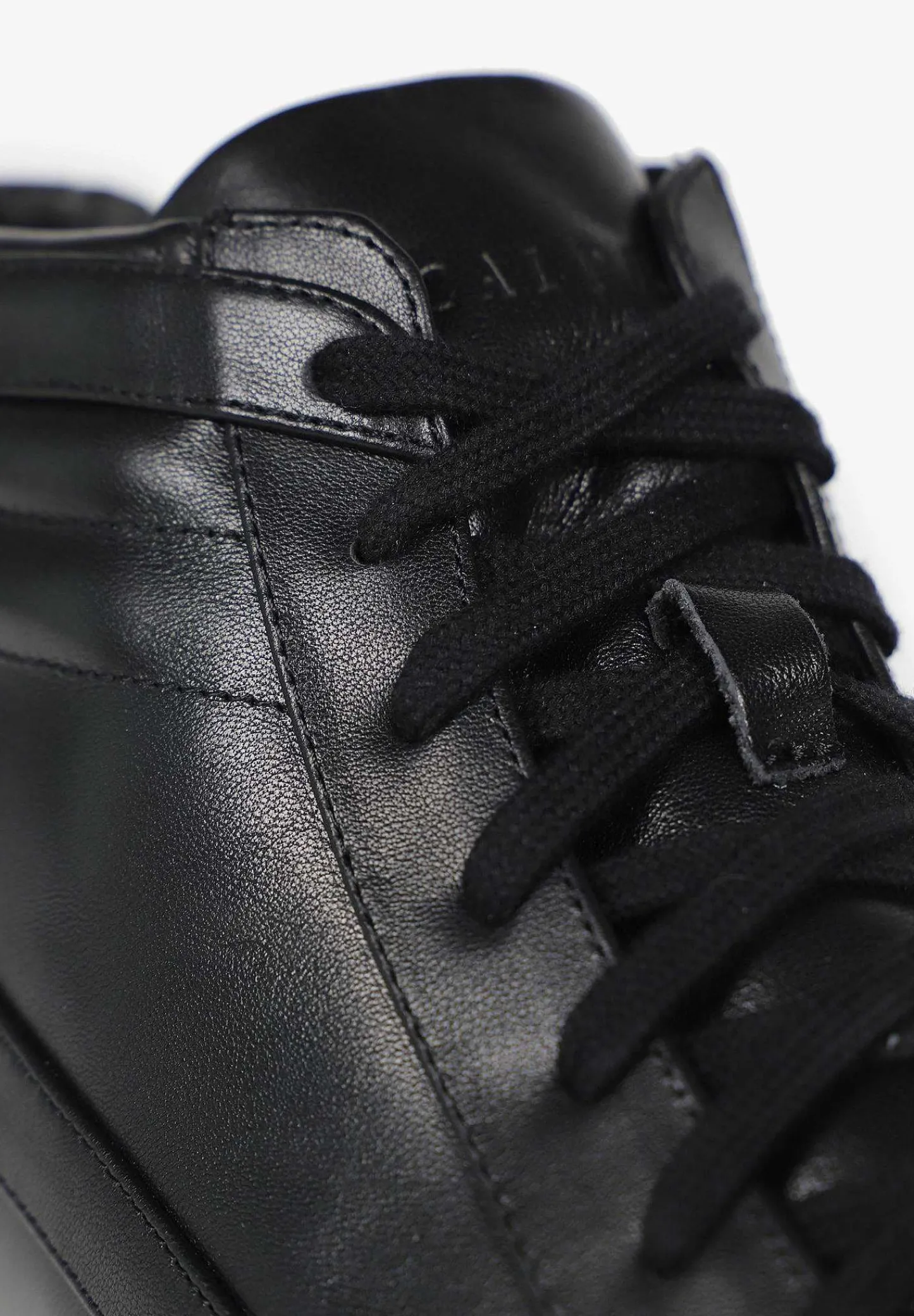 sneakers_altas_piel_1.webp Cheap Scalpers Sneakers Altas Piel