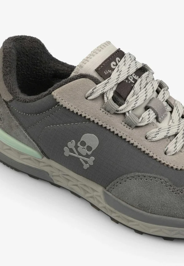 Shop Scalpers Sneakers Calavera Lateral