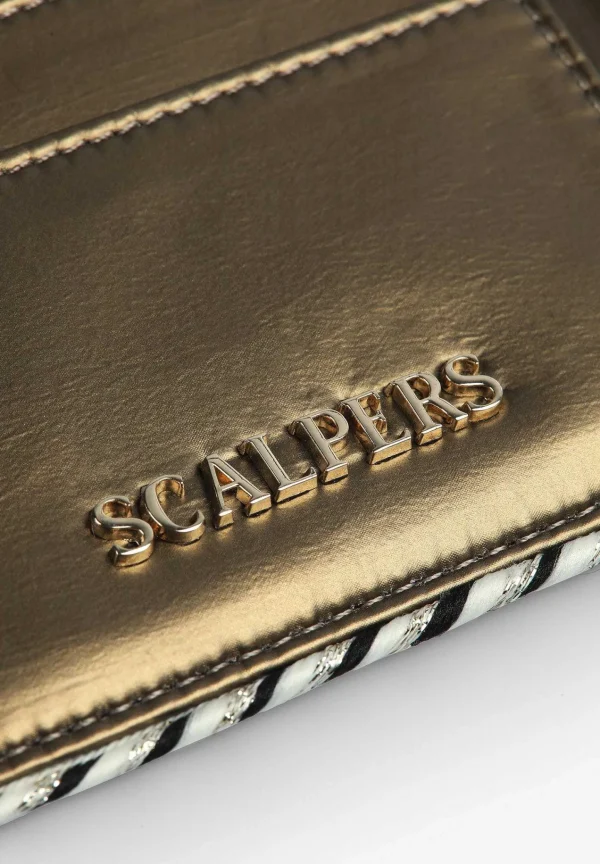 Store Scalpers Tarjetero Detalle Metalizado Filo