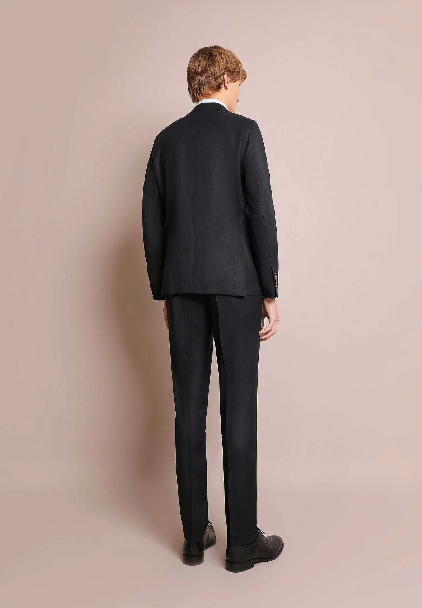 traje_azul_marino_bolsill_0.webp Outlet Scalpers Traje Azul Marino Bolsillos Parche