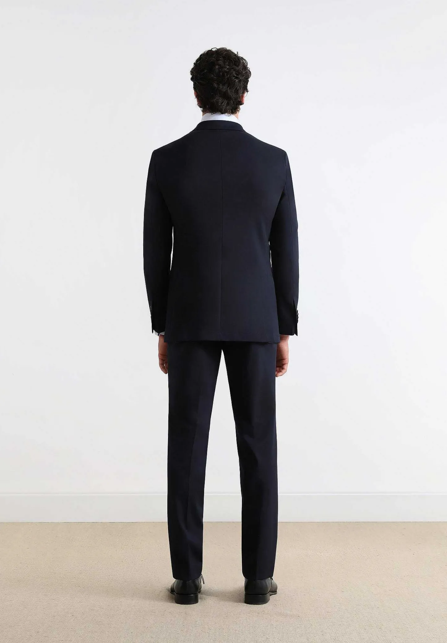 traje_clasico_azul_marino_1.webp New Scalpers Traje Clasico Azul Marino